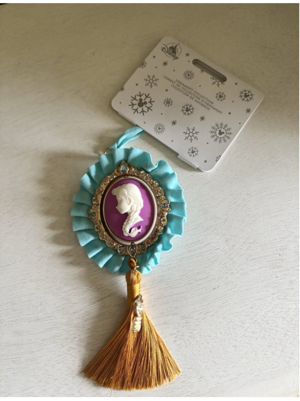 Disney Frozen Elsa & Anna Spinning Cameo Ornament Olaf Dangle Tassel Christmas